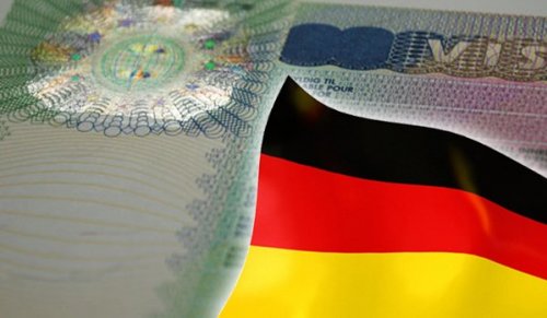 Немецкий политик выступил за отмену виз для россиян