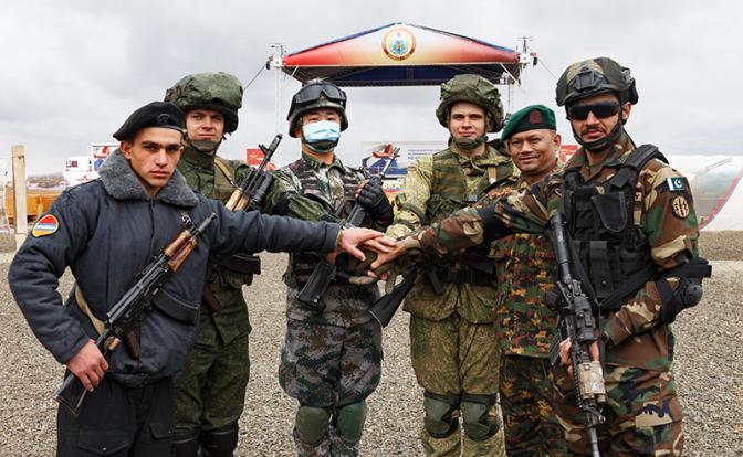 Москва против НАТО создает в Азии военный союз «библейских размеров»