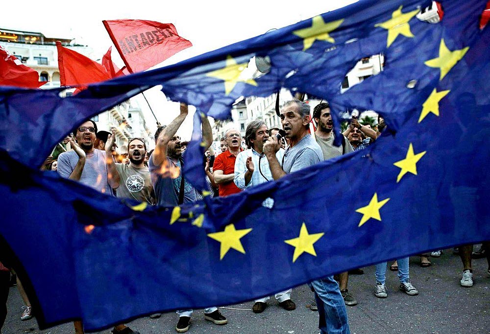 Евросоюз столкнулся с проблемами, которые могут привести к его распаду