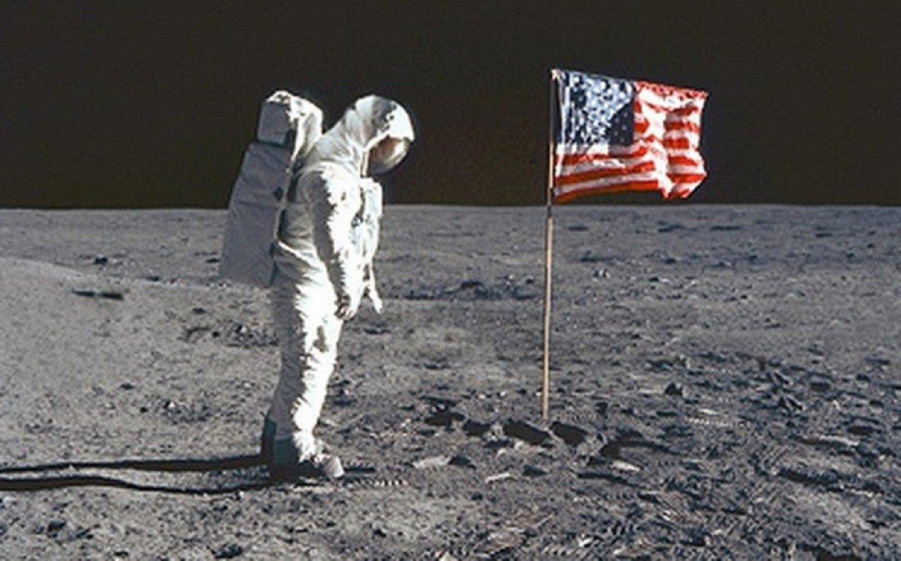 Новое разоблачение: раскрыта правда о "высадке" США на Луну