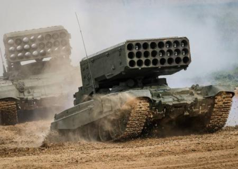 Ядерный взрыв в миниатюре: Почему ВСУ напуганы появлением тяжёлых огнемётов "Солнцепёк" в Донбассе