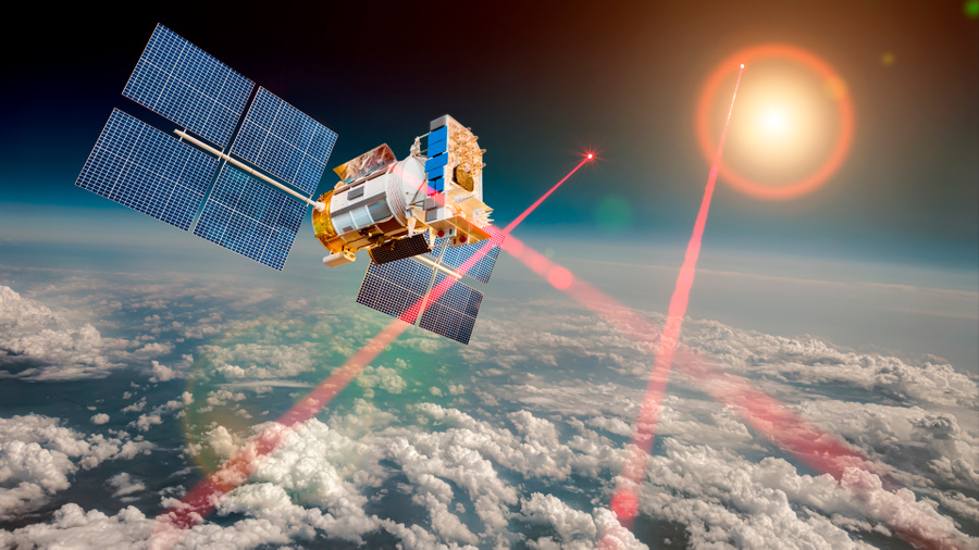 Лазерная шлифовка SpaceX: Почему США встревожены резким отказом военных спутников над Украиной